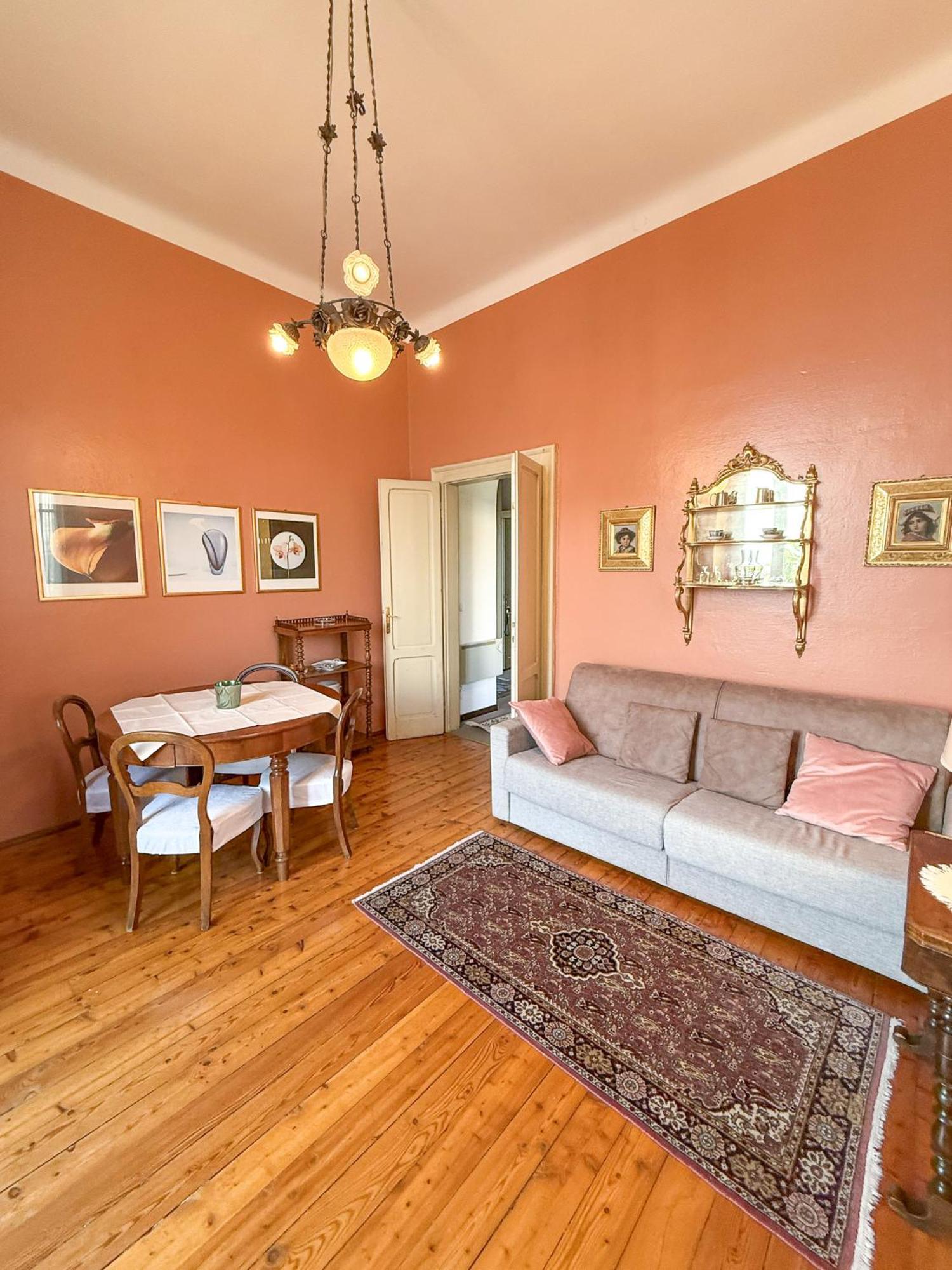 San Giusto I Villen-Ferienwohnung Менаджо Экстерьер фото